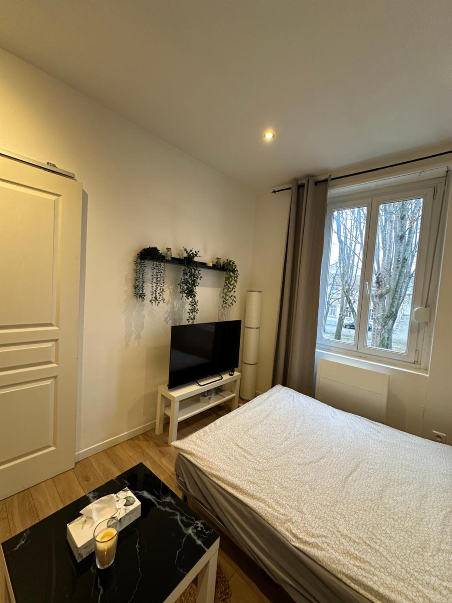# Le 8 # Joli Petit F2 Tout Equipe, Mulhouse Centre Экстерьер фото